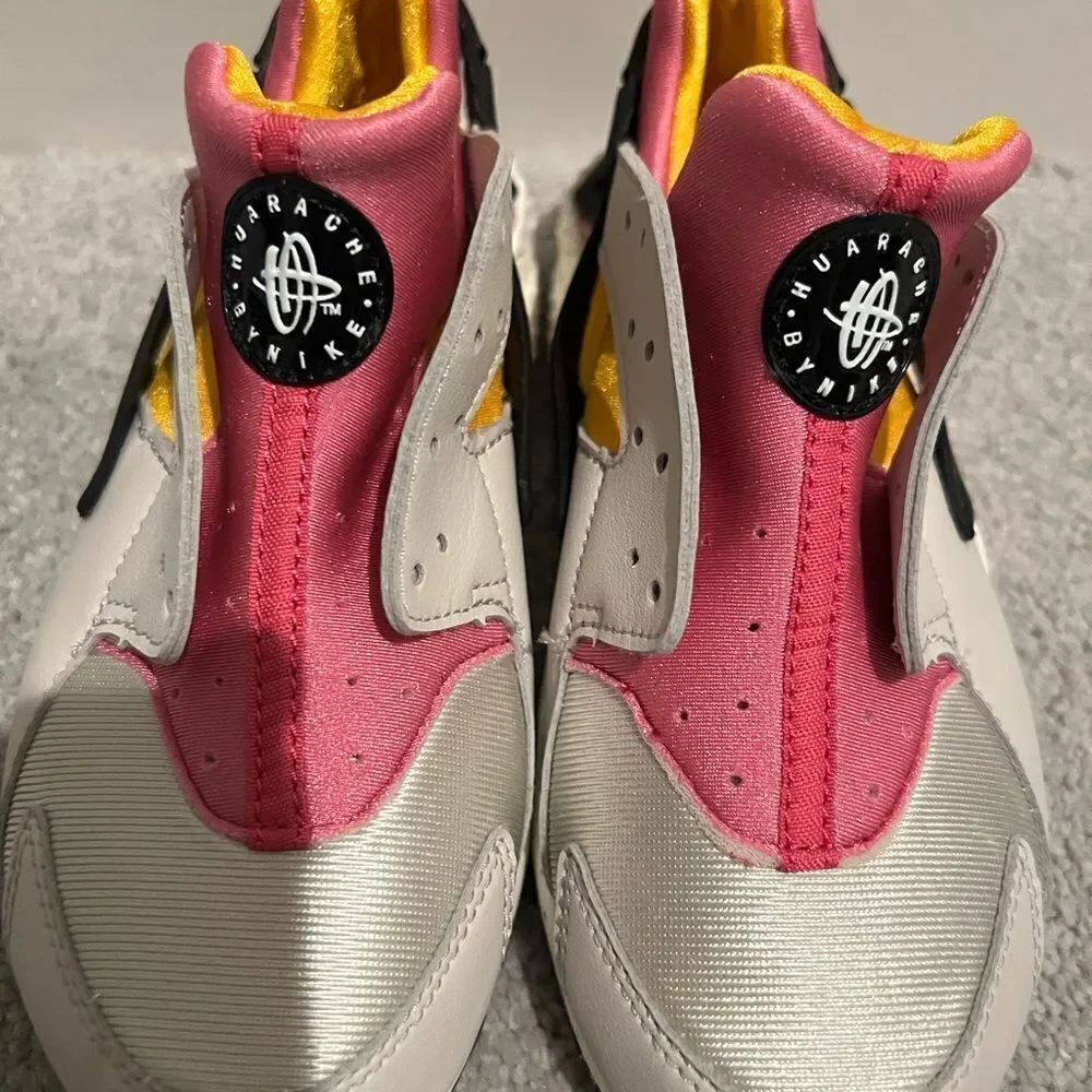 Nike Air Huarache Run (PS) Little Kids' Shoes Light Bone-Gold 704949-043 Sz 1y